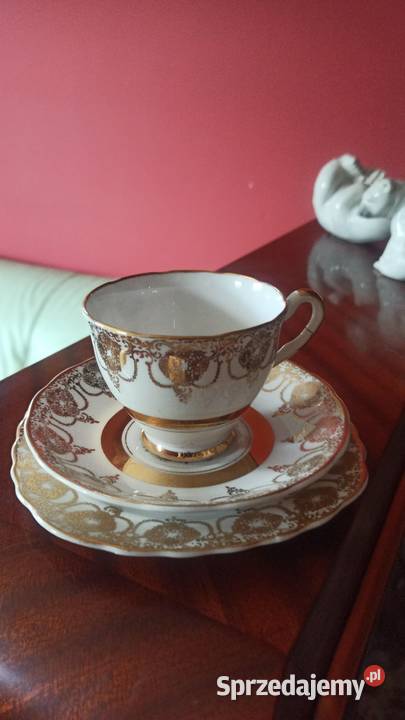 Filianka z talerzykiem deserowym
Dubarry England