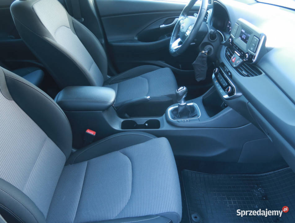 Hyundai i30 15 DPI wspomaganie kierownicy sprzedam