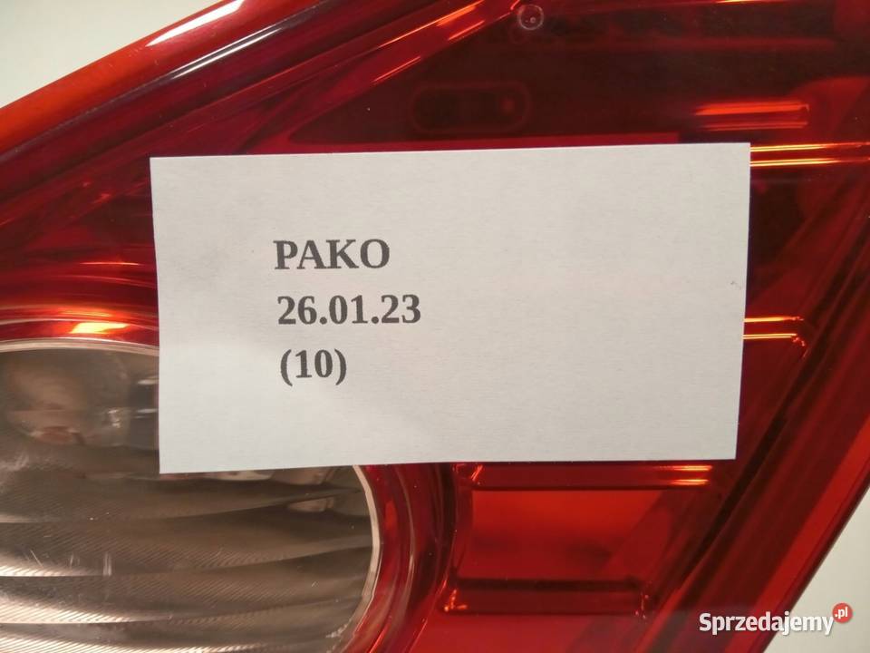 LAMPA W KLAPĘ BAGAŻNIK PRAWY TYŁ NISSAN MURANO wielkopolskie Nowy Tomyśl