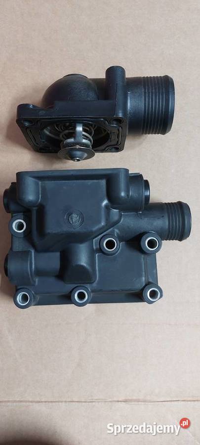 Obudowa z termostatem Perkins JCB MANITOU Układ chłodzenia Porąbka