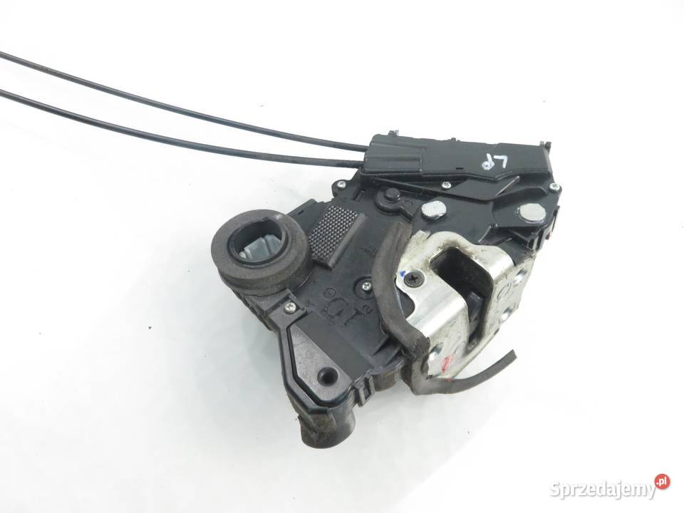 ZAMEK LEWY PRZEDNI TOYOTA YARIS II osobowe sprzedam