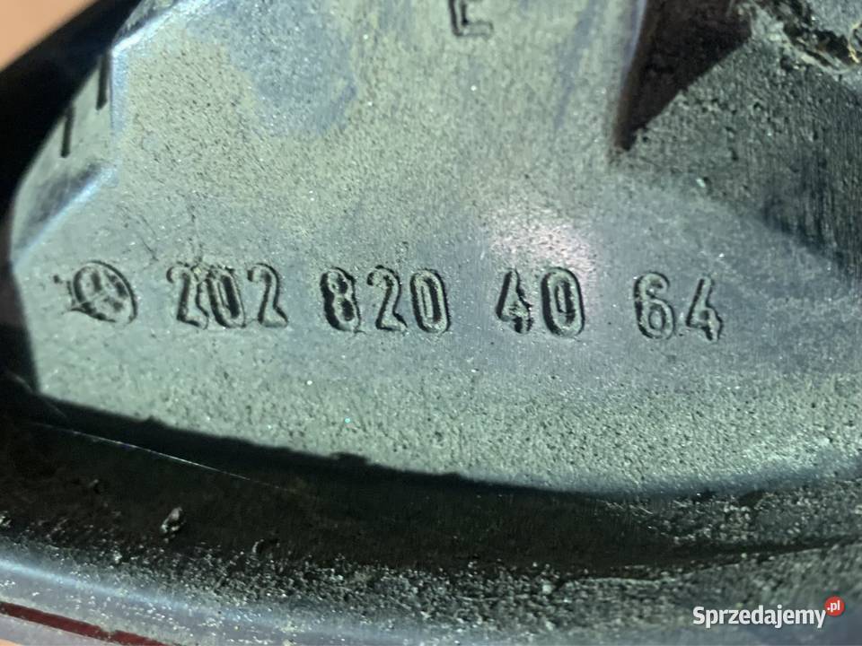 2028204064 lampa tył tylna prawa mercedes c w202 osobowe Szczecin
