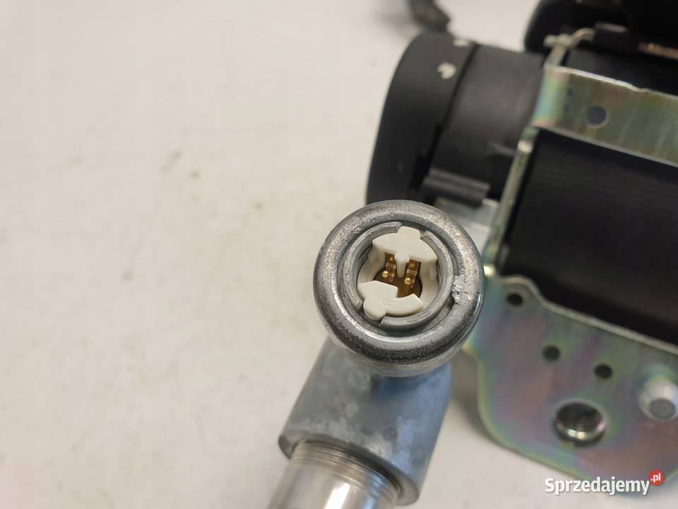 Volvo V70 III S80 II TYLNY TYLNI PAS Wyposażenie wnętrza Chełm