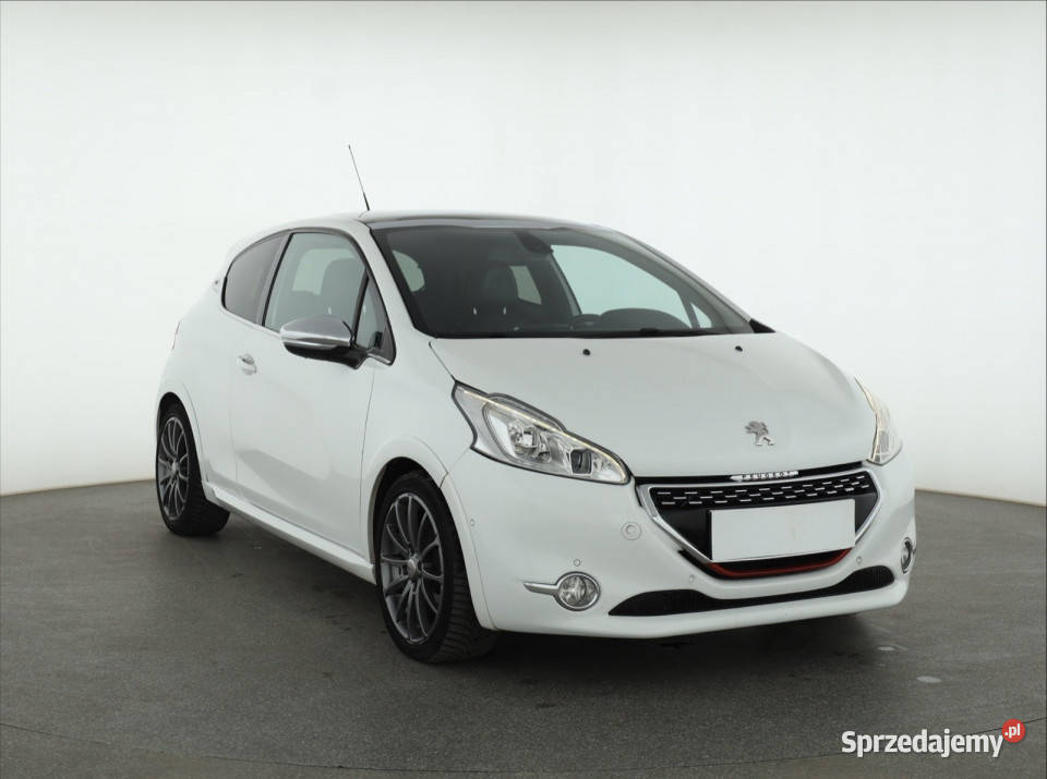 Peugeot 208 16 GTi 1598cm3