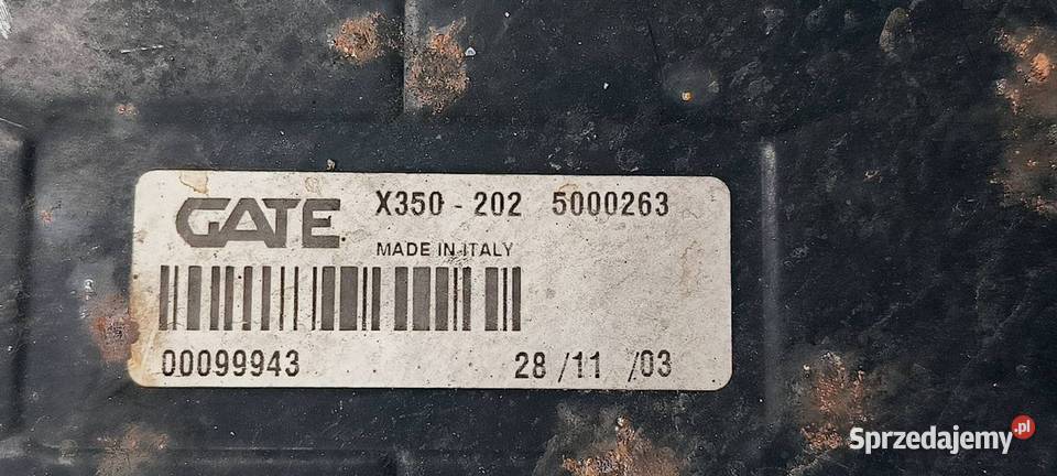 PAS PRZEDNI CHŁODNICE JAGUAR XJ 2W9319E786AE Lipno