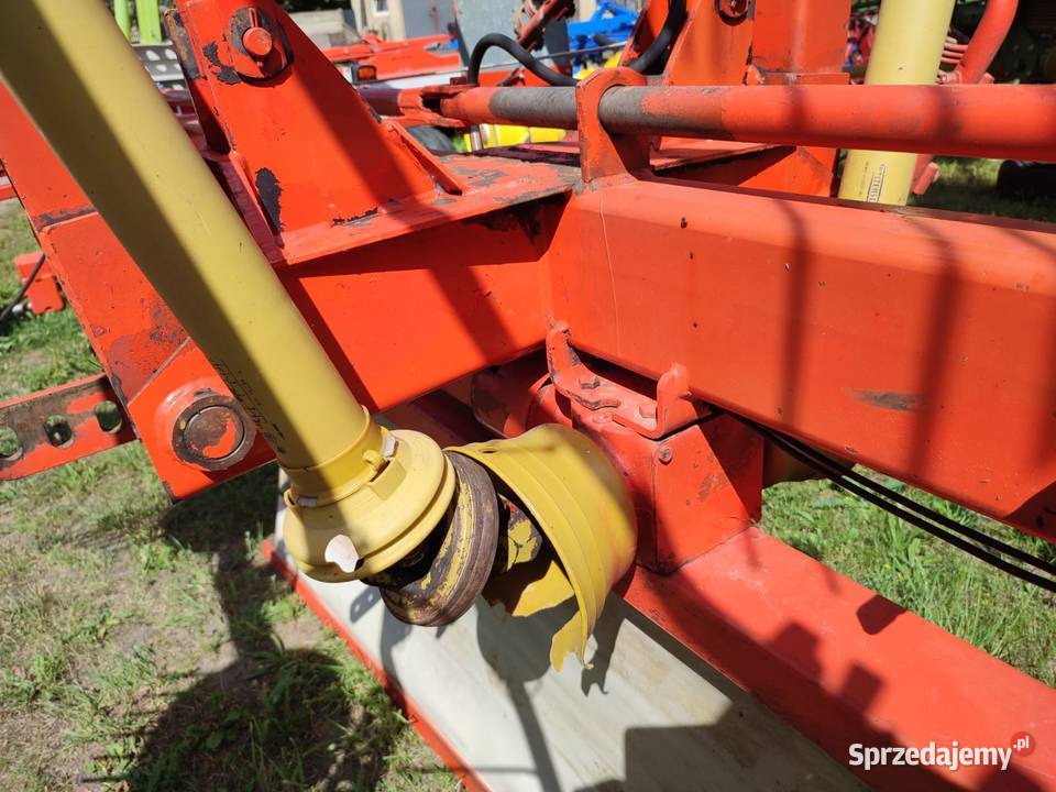 Zgrabiarka 2 karuzelowa KUHN GA 7301 do środka Kuhn sprzedam