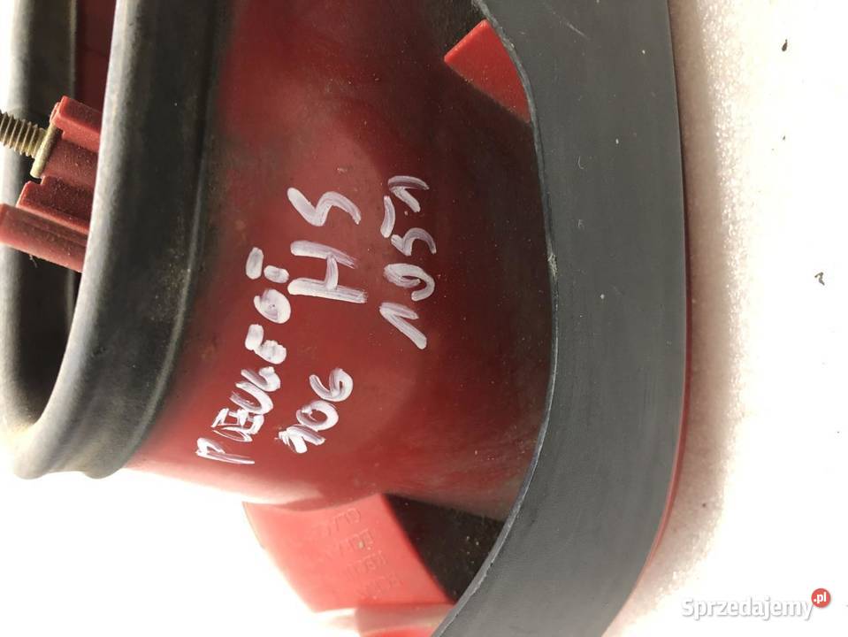 PEUGEOT 106 LIFT LAMPA PRAWY TYŁ EUROPA wielkopolskie