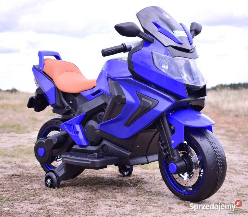 NAJNOWSZY MOTOR ŚCIGACZ ŚWIECĄCE KOŁA PANEL Toruń