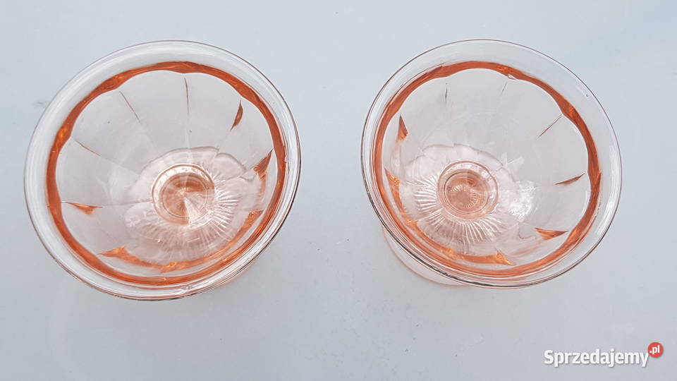 Dwa pucharki szkło rozalinowe śląskie Myszków