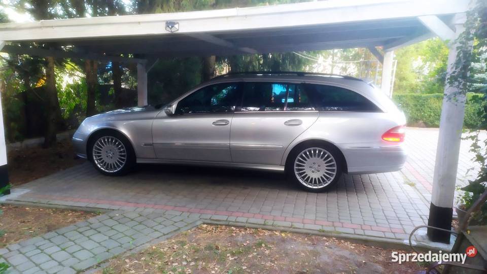 Mercedes E500 4Matic Avantgarde benzyna mazowieckie Warszawa