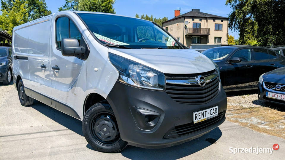 Opel Vivaro 16CDTi Long125Ciężarowy BUS 3Osoby czujnik parkowania Częstochowa sprzedam