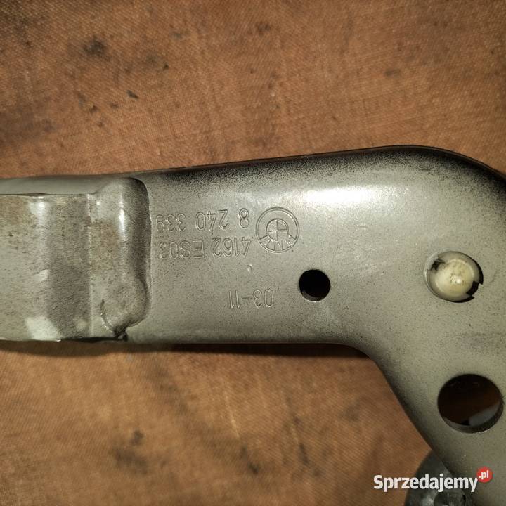 Zawiasy tylnej pokrywy bagażnika BMW E65 E66 Zawiasy, bolce i prowadnice sprzedam