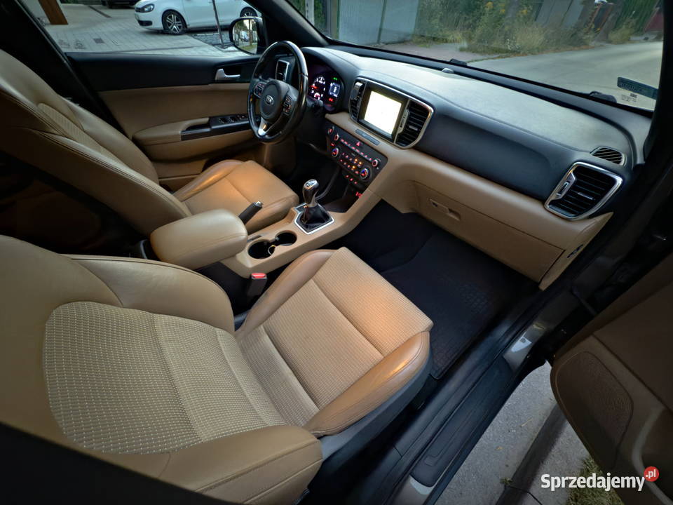 Kia Sportage 20 CRDI Business Line 4WD Kielce