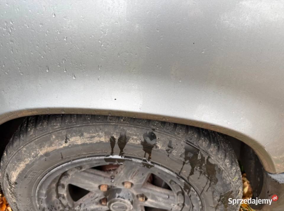 MercedesBenz W124 23 MERCEDES COUP 230E w stanie nieuszkodzony Droszków