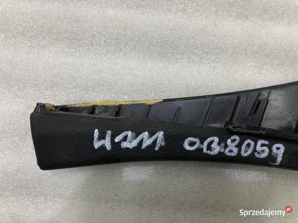 OBUDOWA DESKI TUNELU MERCEDES W211 039711322 Osłony i zaślepki