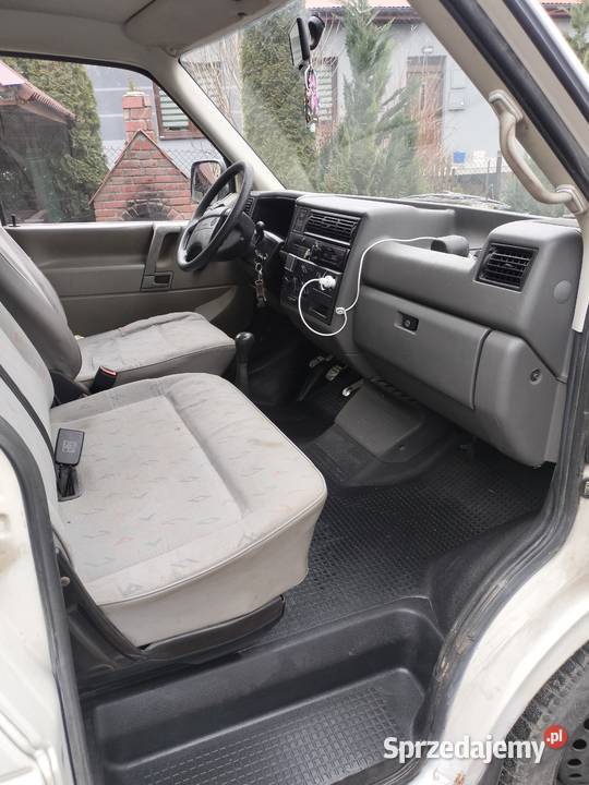 Volkswagen Transporter 6 osobowy