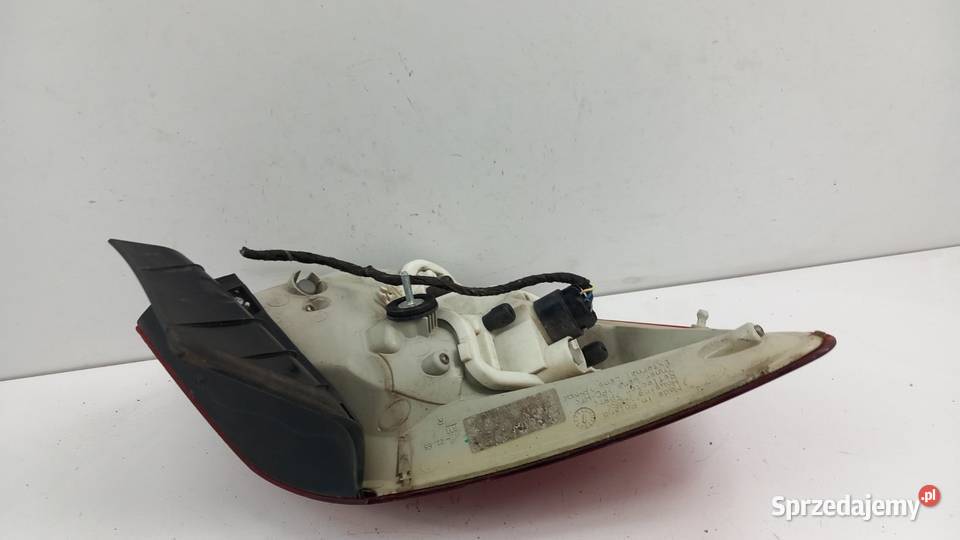 OPEL ASTRA J HB LAMPA TYŁ PRAWA osobowe Zbierkowo