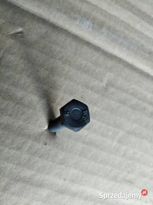 Ursus 28123512 MF255 śruba wspornika alternatora lubelskie Lublin