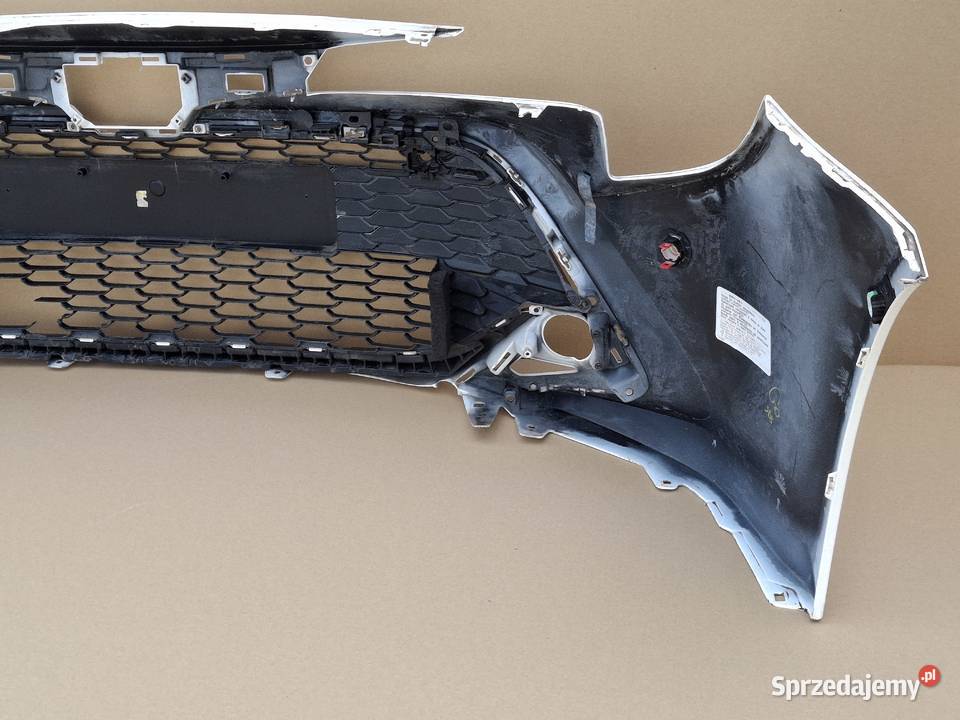 TOYOTA COROLLA E21 ZDERZAK PRZÓD PRZEDNI Zderzaki Bieleń sprzedam