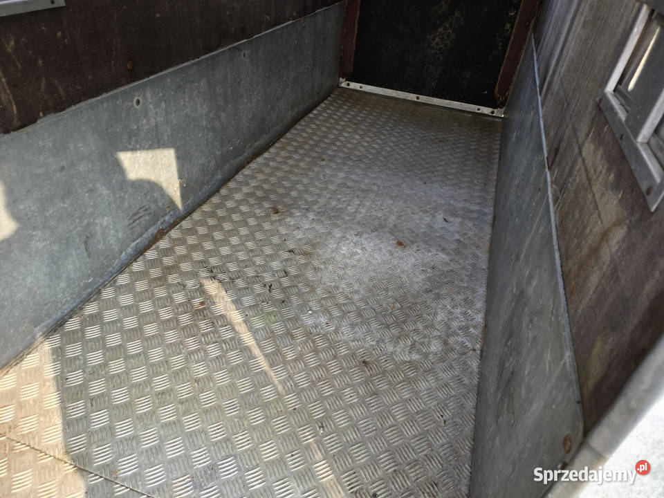 Przyczepa do przewozu koni zwierząt PONGRATZ PA 720kg Korpele sprzedam