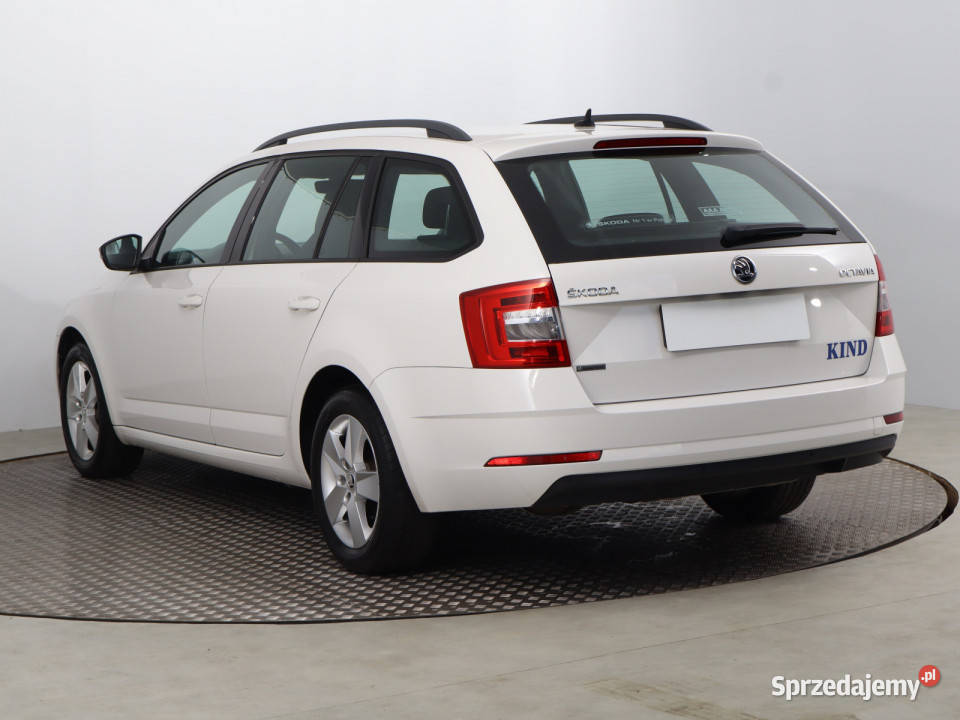 Skoda Octavia 15 TSI światła przeciwmgielne dolnośląskie Bielany Wrocławskie