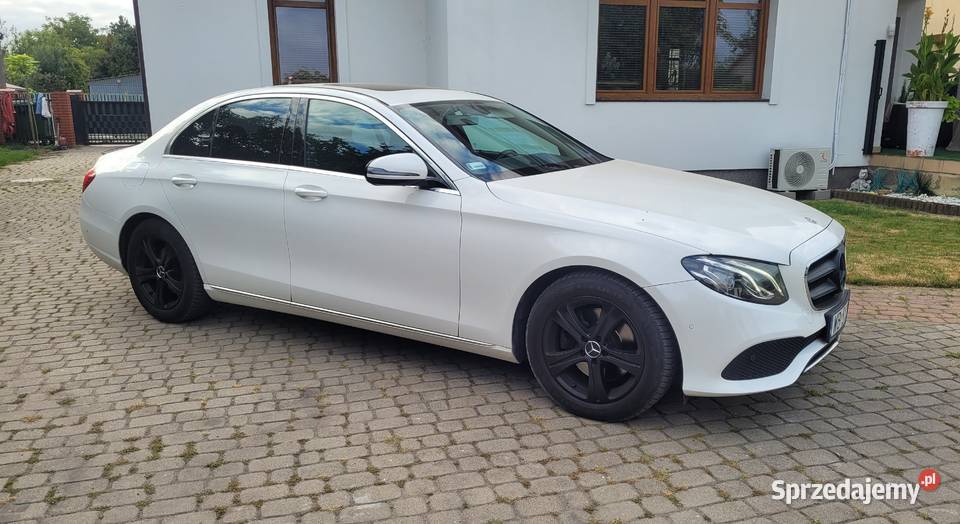 Salon1wł E250 211 211KM Warszawa