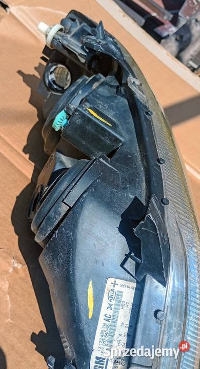 Opel Corsa C lampa przednia lewa strona Bydgoszcz
