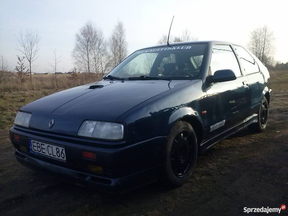 Renault 19 18 16v BG garażowany Szczerców