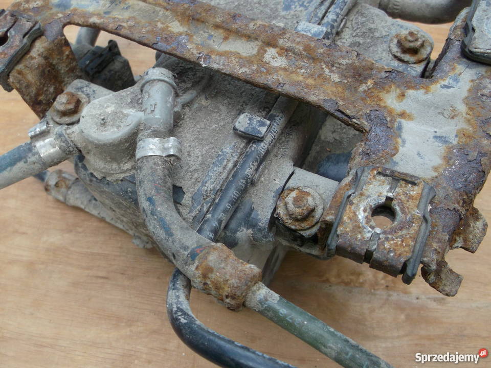 Pompka paliwowa VW Golf II GTI Części Sobieska Wola Pierwsza