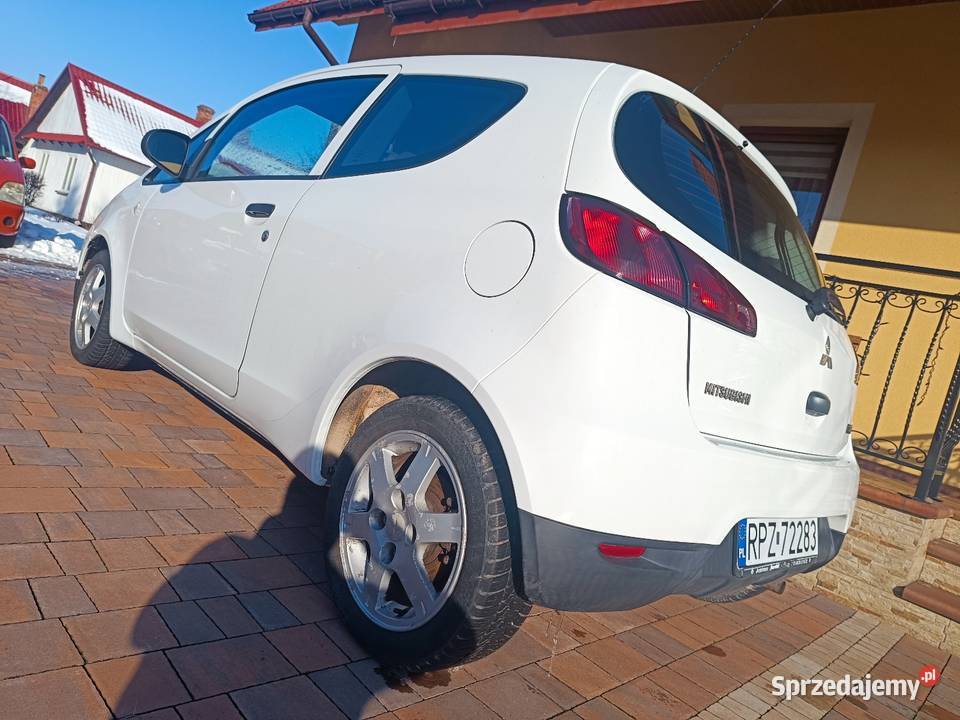 Mitsubishi Colt VI 11i 12V 75 2010 z Niemiec centralny zamek