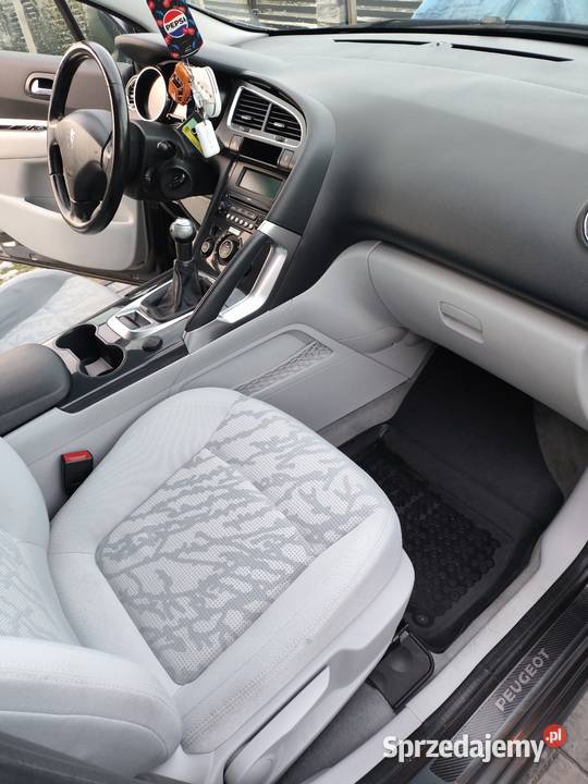 Sprzedam Peugeot 3008 benzyna gaz 16 120