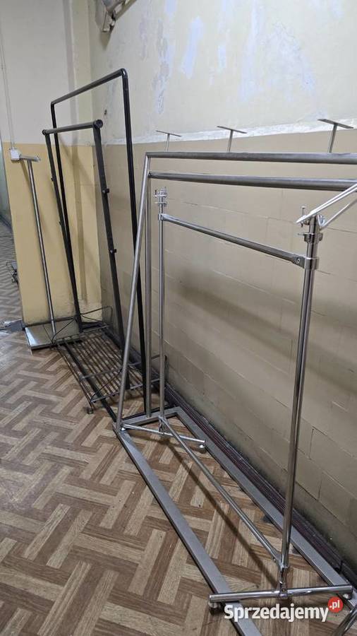 Stojaki do sklepu odzieżowego Sklep Bydgoszcz