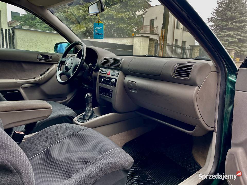 ŚliczneZdroweAudiA38L1998r16Benzyna140PrzKlimaDłO 2/3