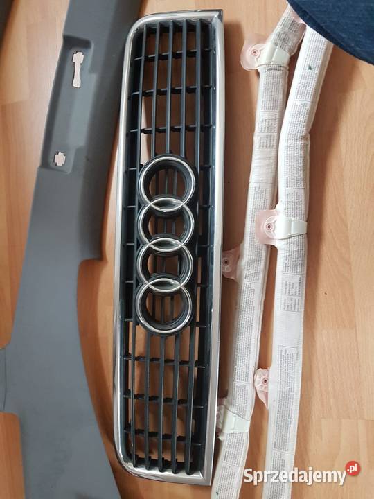 gril atrapa audi a4 b6 Rok produkcji 2001