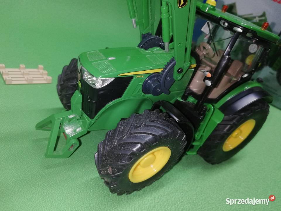 Traktor Siku John Deree sterowany aplikacją Łask