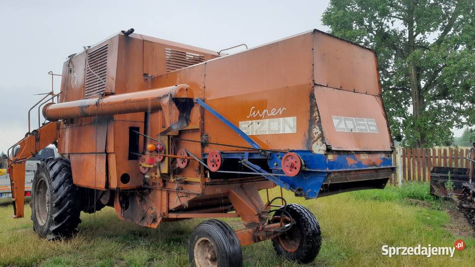 Kombajn Bizon ZO56 Super sieczkarnia garażowany Kombajny Olecko
