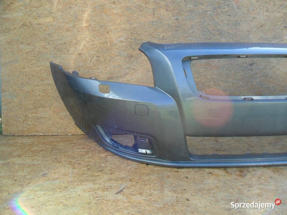 Zderzak przedni Volvo V50 2006