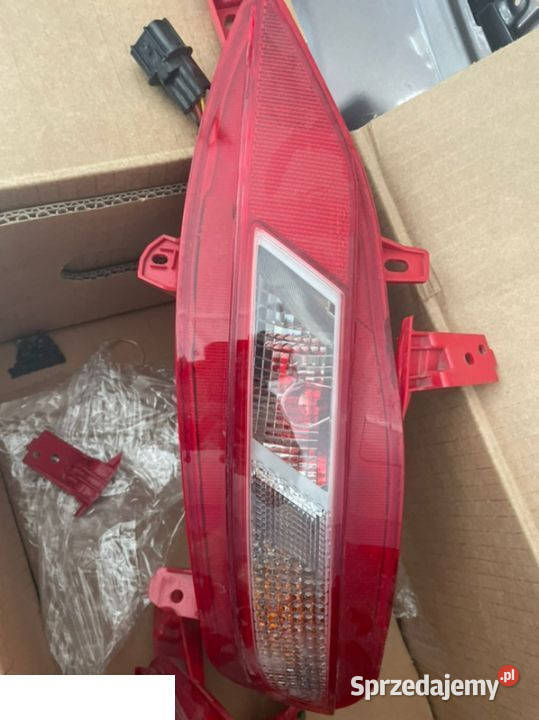 Hyundai Tucson 21 lampa tył przeciwmgielna L R Karoseria Kozubszczyzna