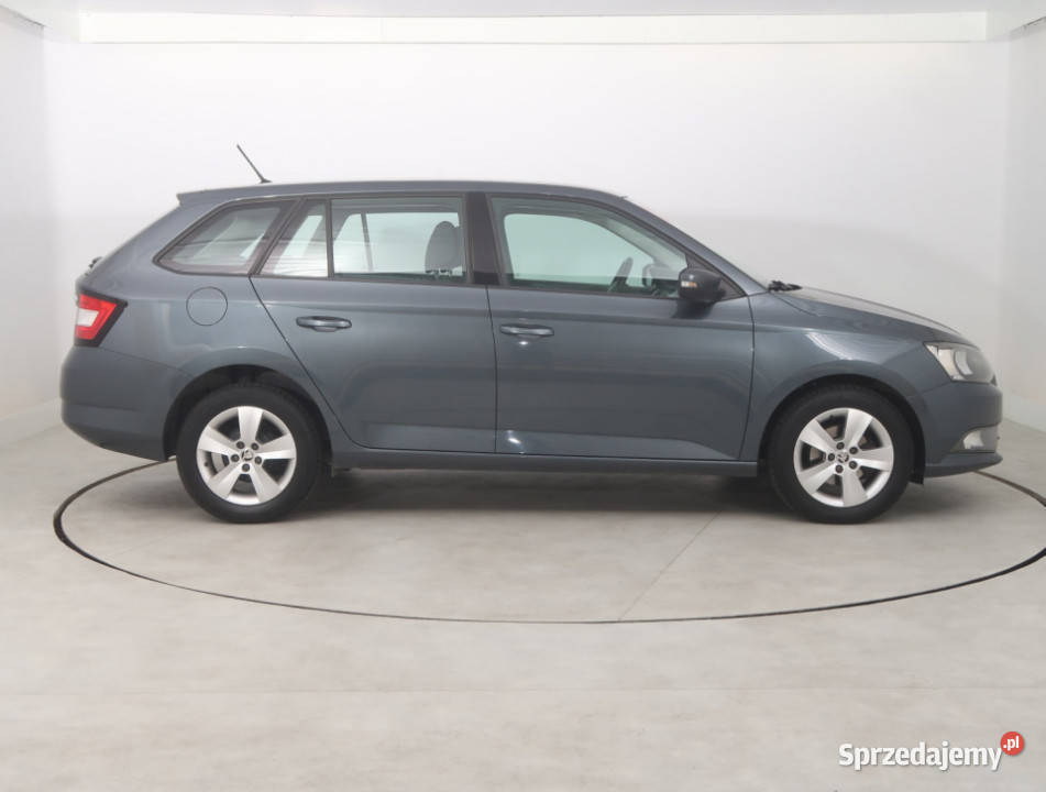 Skoda Fabia 12 TSI Fabia Motoryzacja dolnośląskie Bielany Wrocławskie