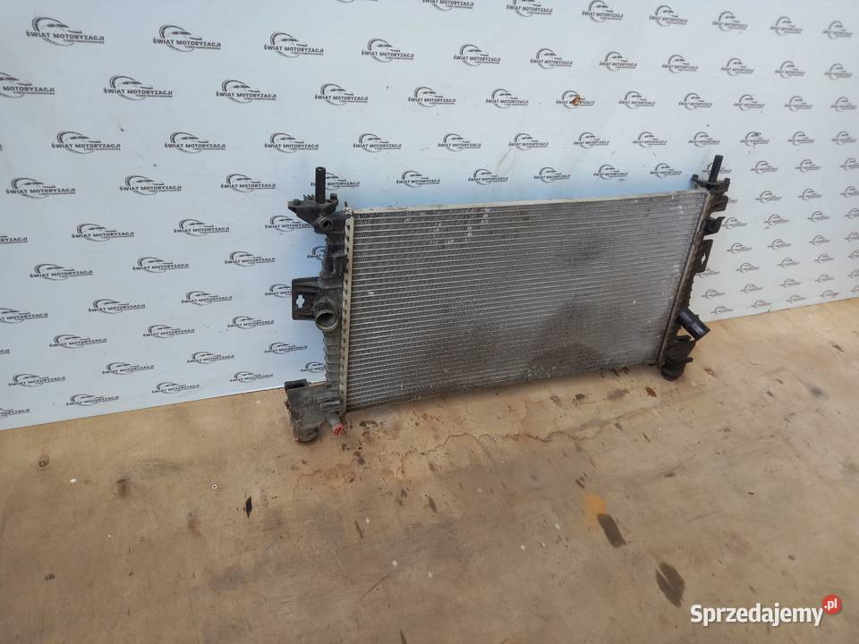 FORD FOCUS MK3 III 13r chłodnica wody Kielce