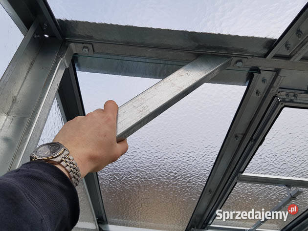 SZKLARNIA STALOWA OCYNKOWANA 49x6m Stal i szkło Łódź
