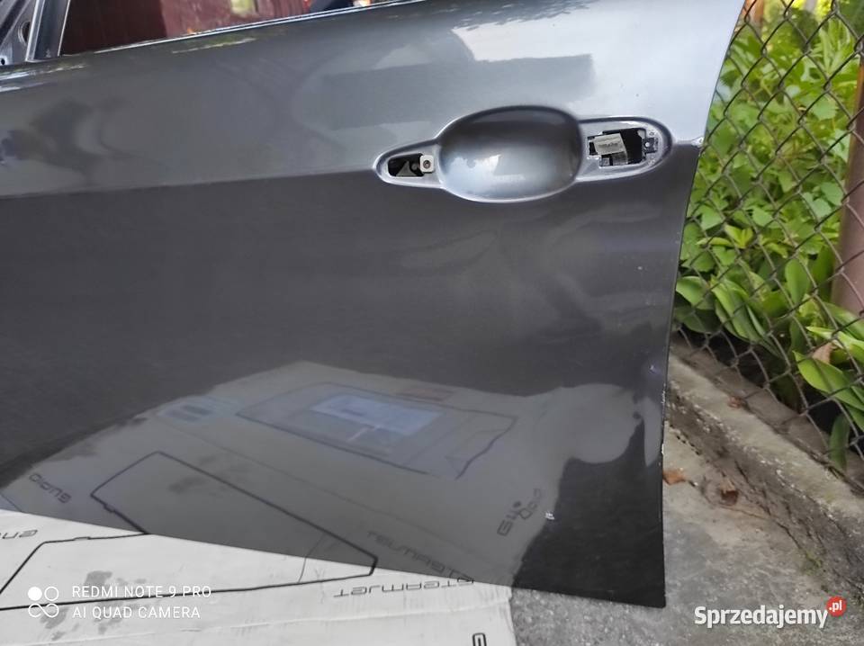 Sprzedam drzwi przednie BMW 3 E91 osobowe mazowieckie sprzedam