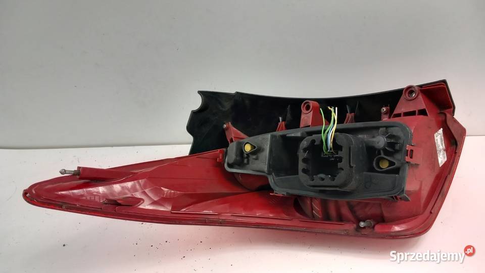 PEUGEOT 308 SW T7 KOMBI LAMPA TYŁ PRAWA Zbierkowo