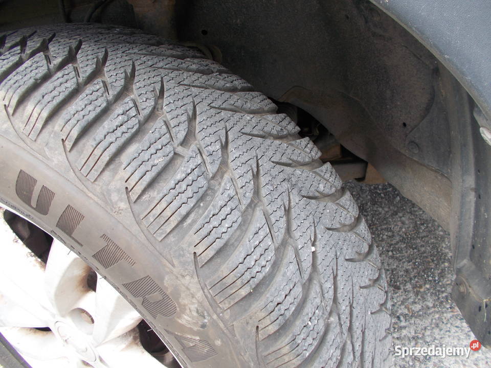 Ssang young Korando Saphire 109KM Brzeg