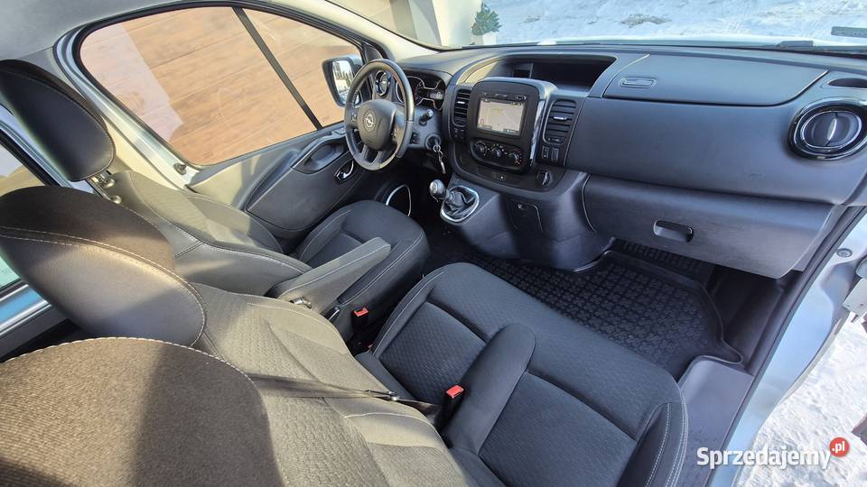 OPEL VIVARO z FV 23 Bezwypadkowy krajowy 9 Kraków