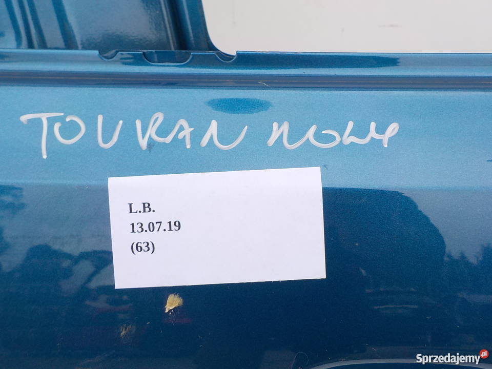 DRZWI PRAWY PRZÓD VOLKSWAGEN TOURAN II 15 osobowe sprzedam