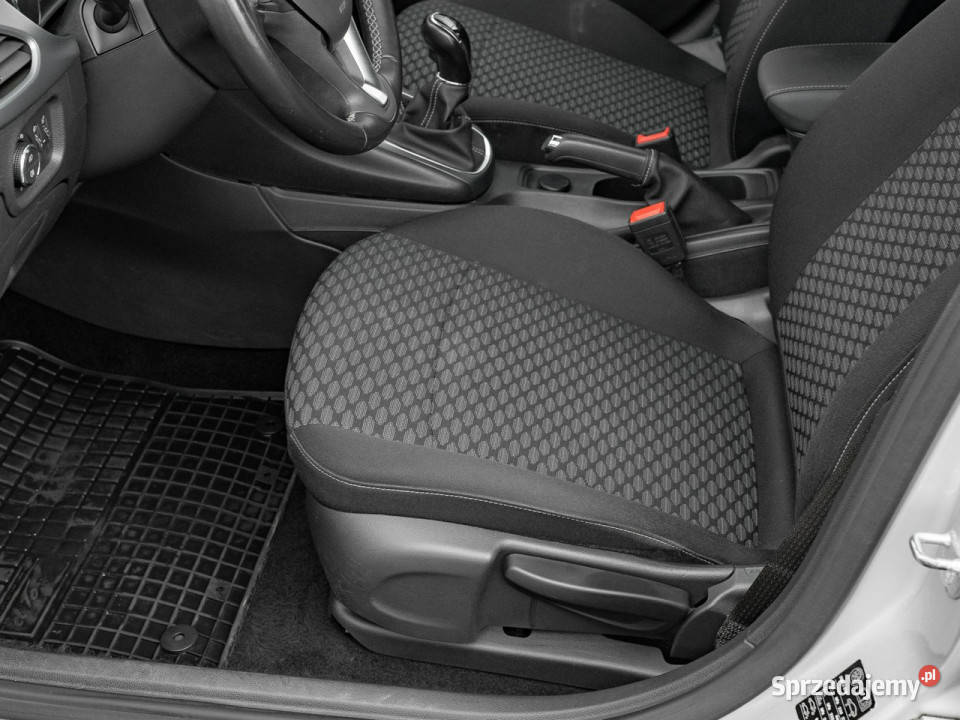 Opel Astra WD1178V12 T Edition Podgrzf I kier