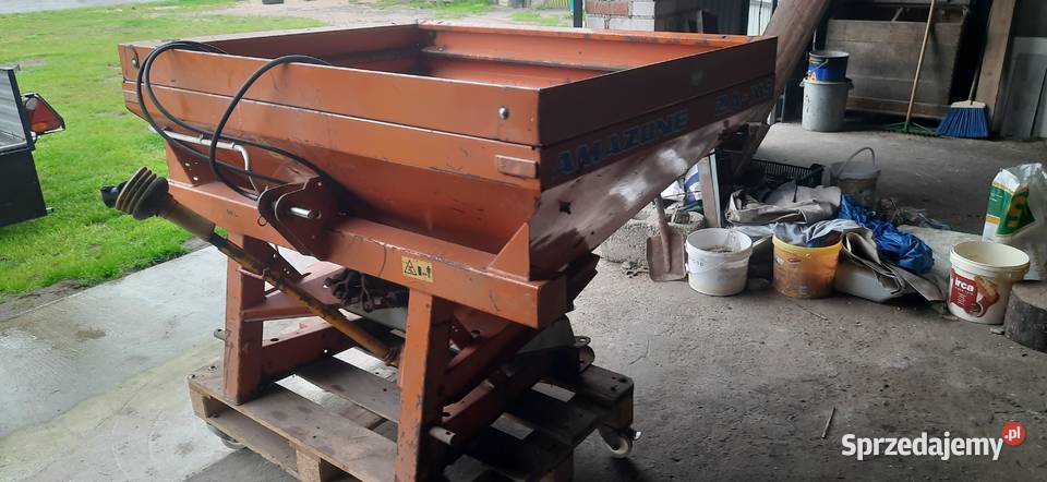 Rozsiewacz nawozy AMAZONE nieuszkodzony Rossoszyca