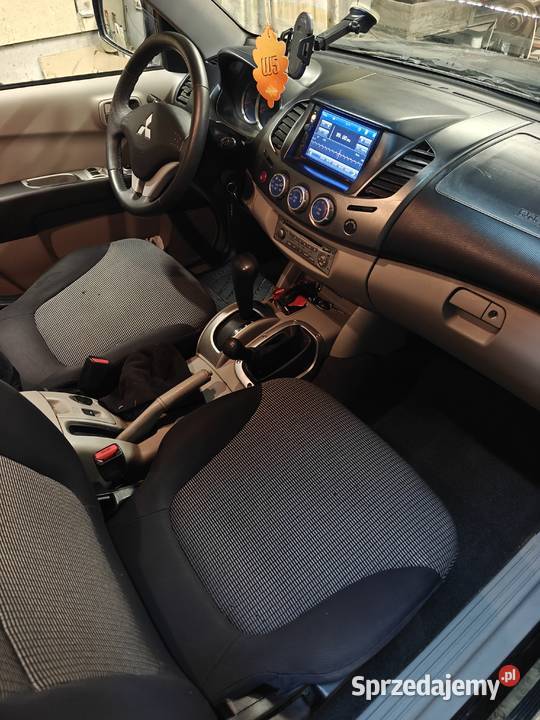 Mitsubishi L200 4x4 pickup automatyczna Rzeszów