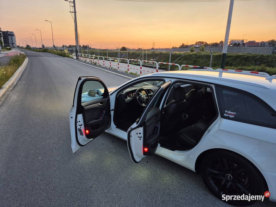Audi A4 B8 Avant 20TDI CR światła LED Kraków